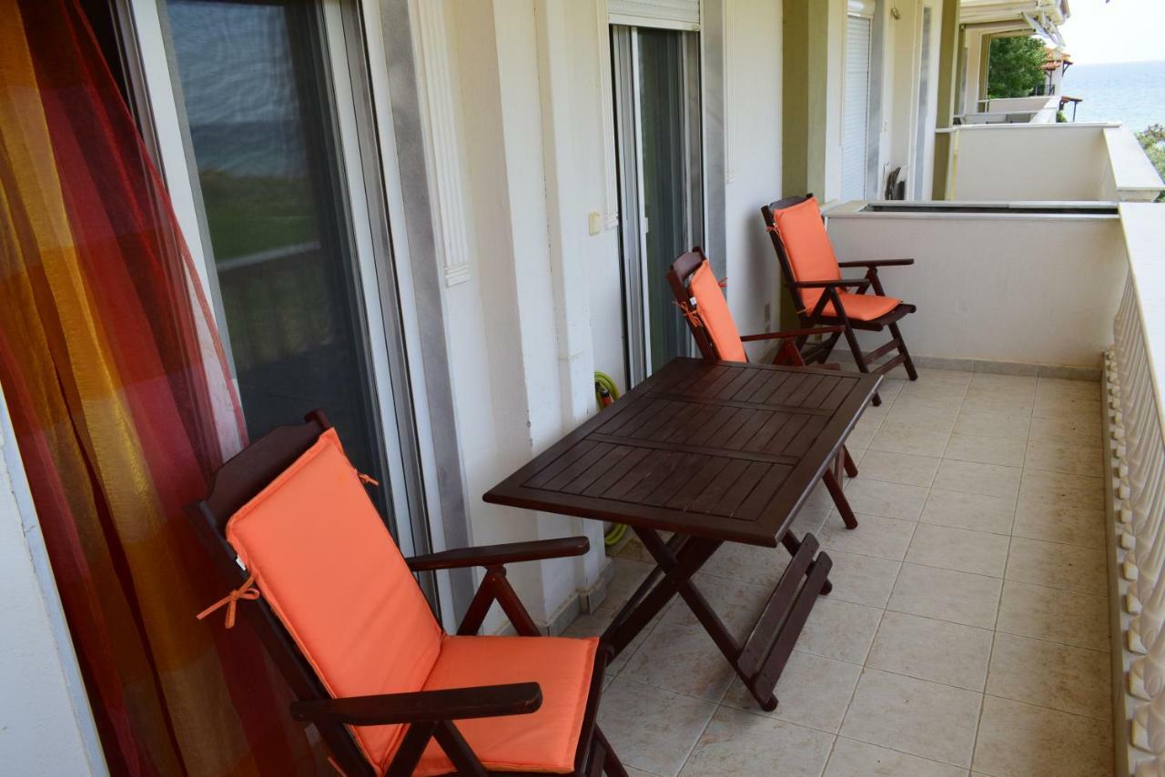 Dimar1 Seaside Apartment Paralia Dionysiou Ngoại thất bức ảnh